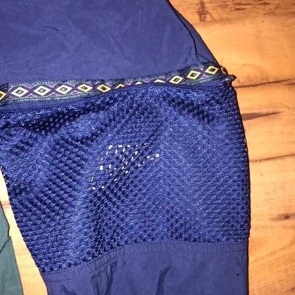 VINTAGE NIKE WINDBREAKER - Picture 4 of 8